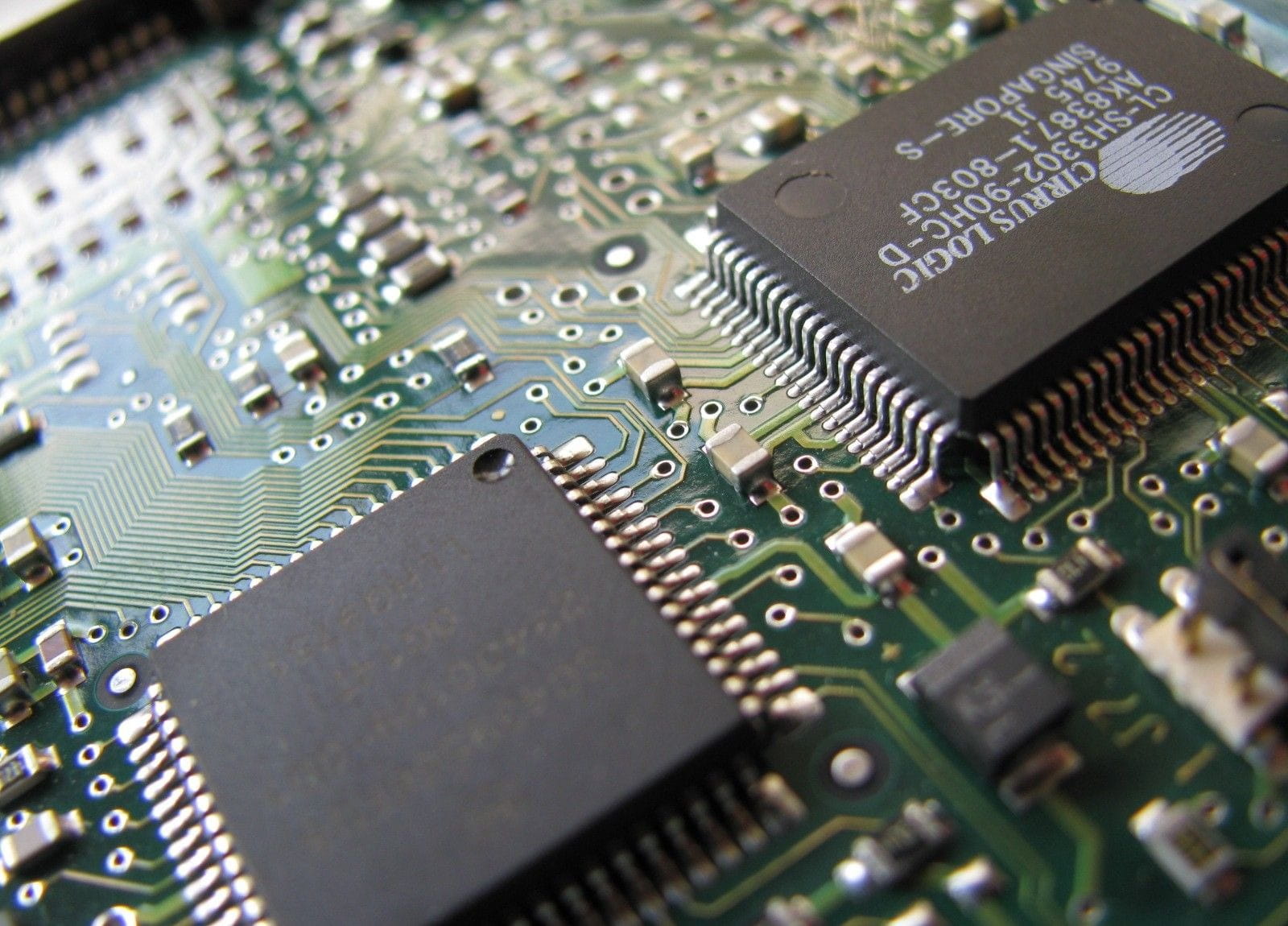 Electronic Cleaning Solvent